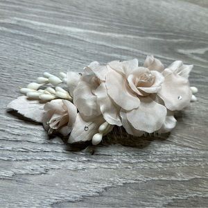 Pressed silk flower comb, blush pink color